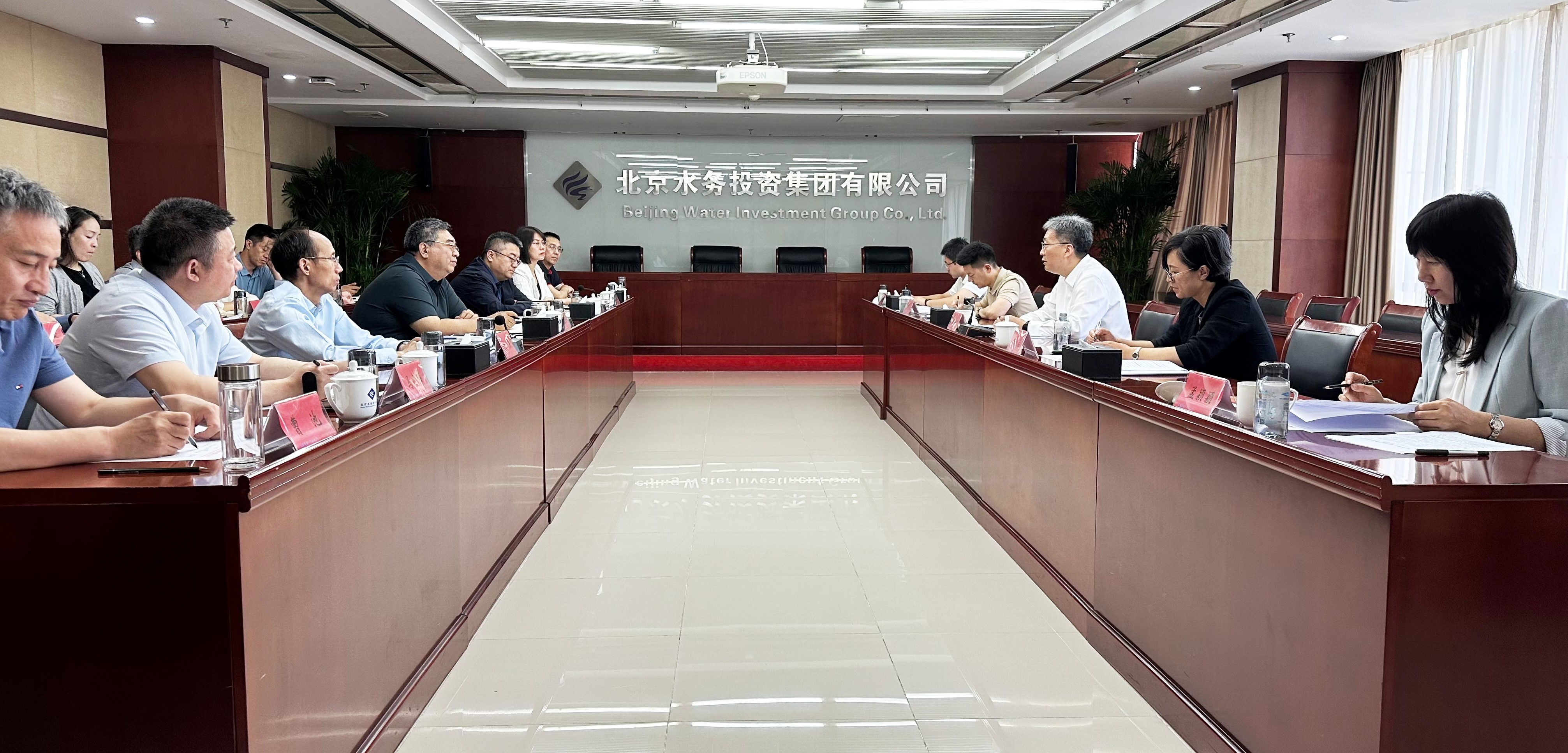 市国资委领导赴伟德国际victor·1946源自、永定河流域公司调研指导工作